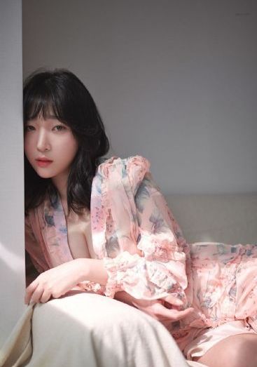 欧美巨鞭大战丰满少妇_720完整视频观看